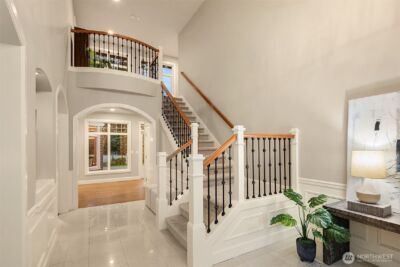 510 215th Court SE, Sammamish, WA 98074 - Photo 3