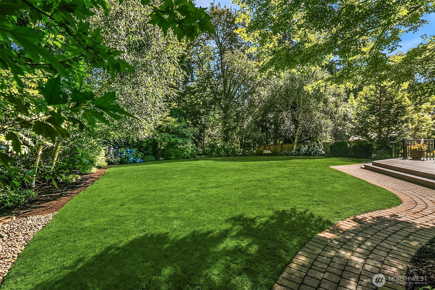 510 215th Court SE, Sammamish, WA 98074