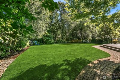 510 215th Court SE, Sammamish, WA 98074 - Photo 32