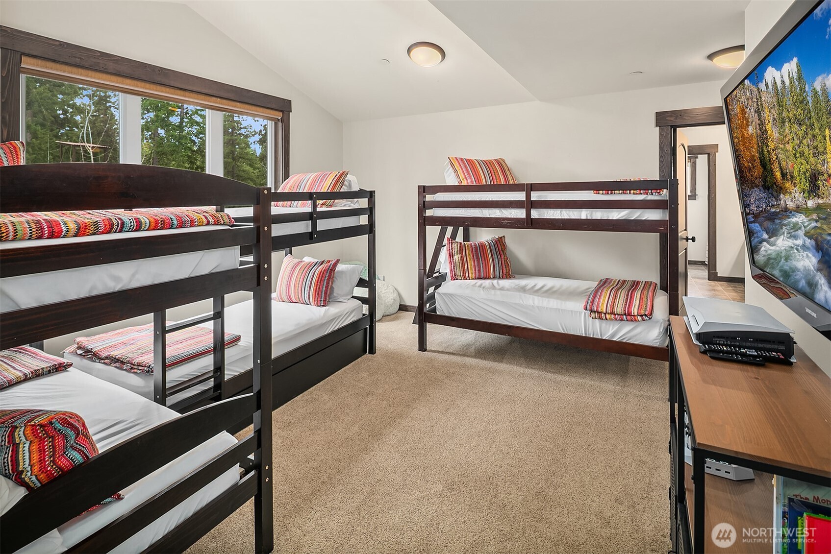 100 Black Nugget Lane , Cle Elum, WA 98922