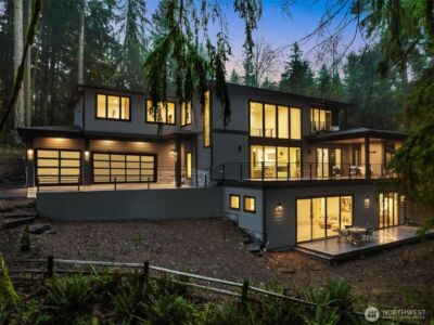 17720 SE 63rd Place , Bellevue, WA 98006