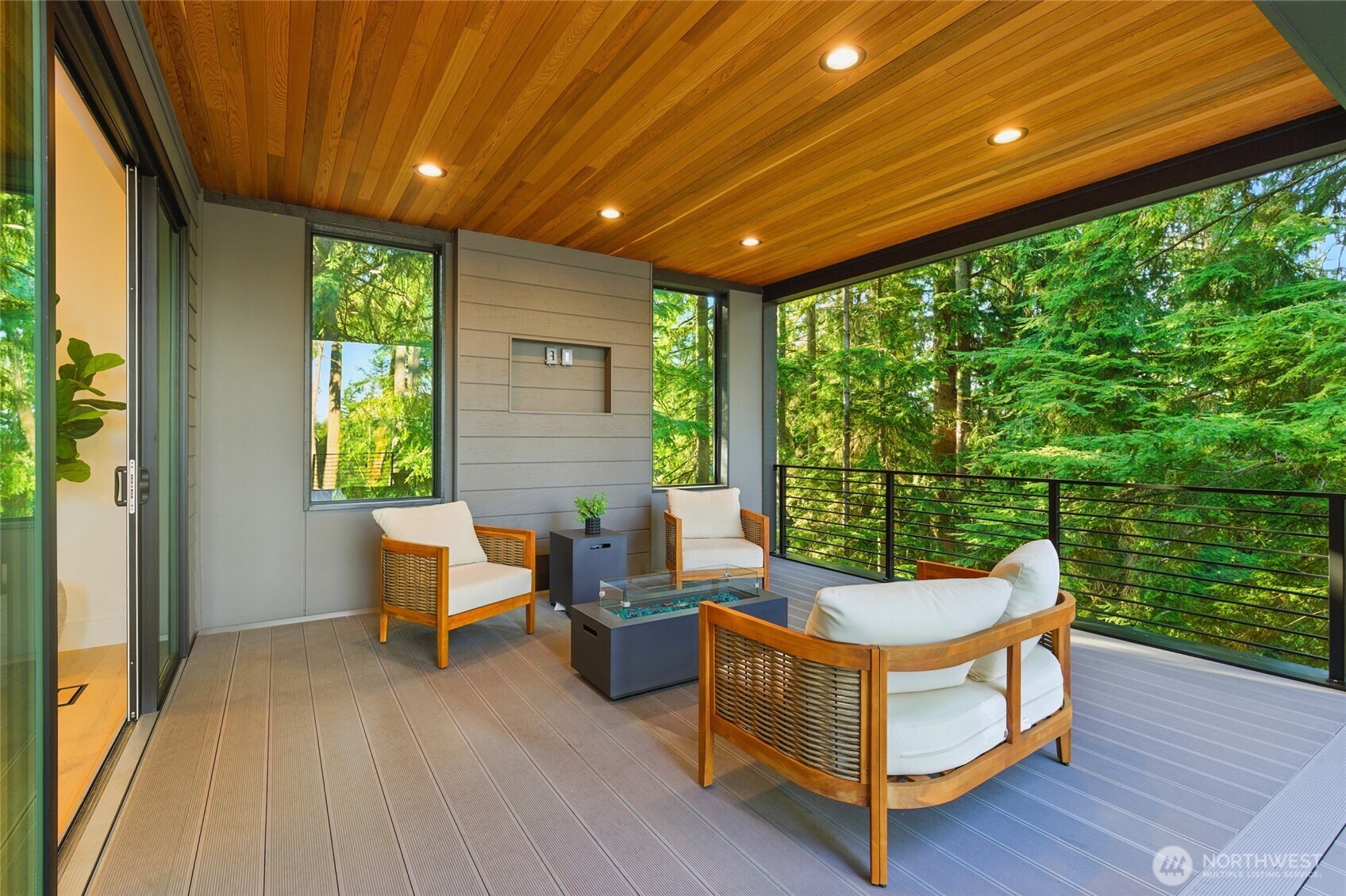 17720 SE 63rd Place , Bellevue, WA 98006