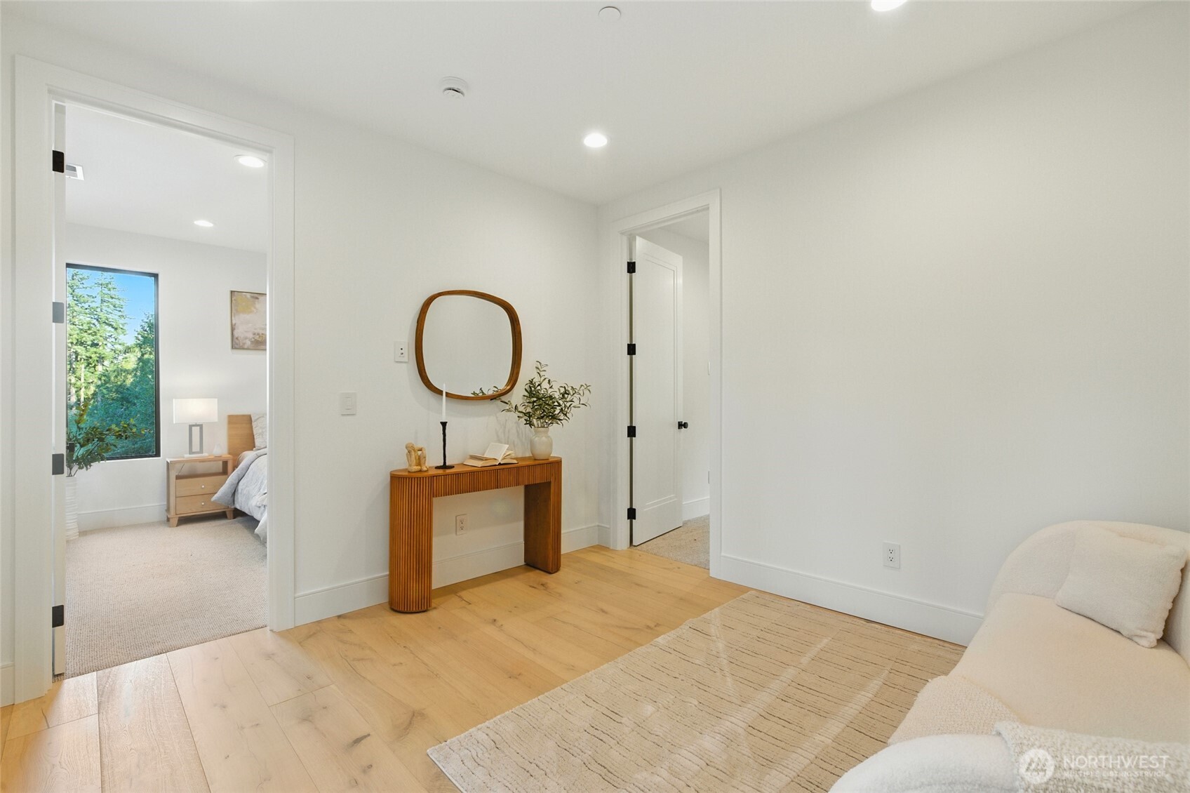 17720 SE 63rd Place , Bellevue, WA 98006