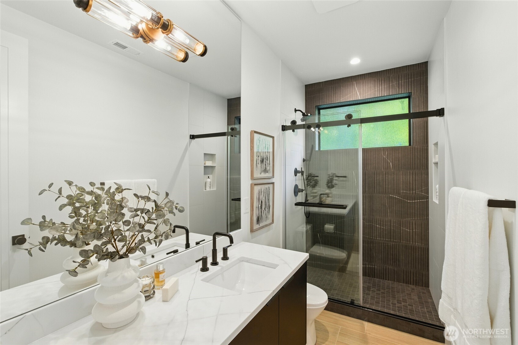 17720 SE 63rd Place , Bellevue, WA 98006