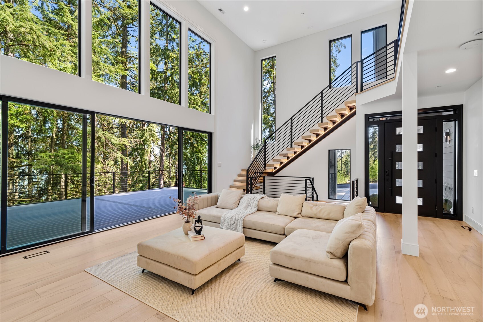 17720 SE 63rd Place , Bellevue, WA 98006