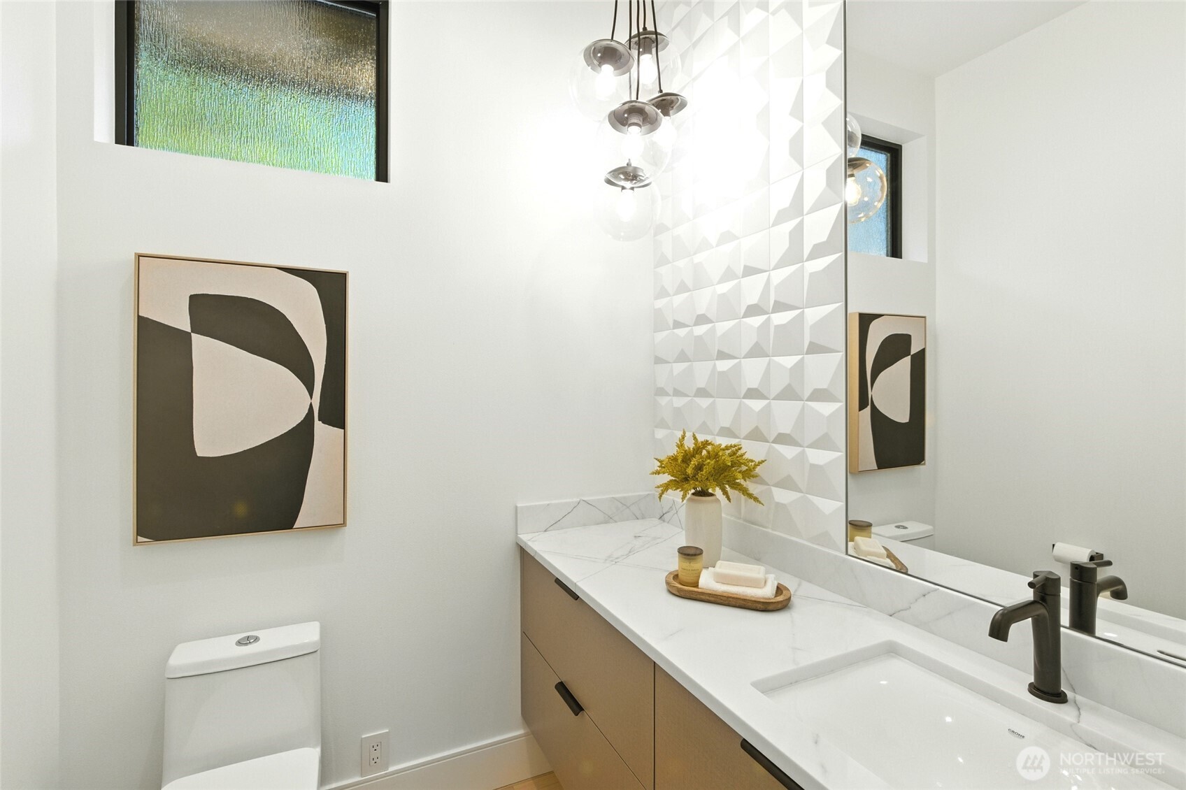 17720 SE 63rd Place , Bellevue, WA 98006