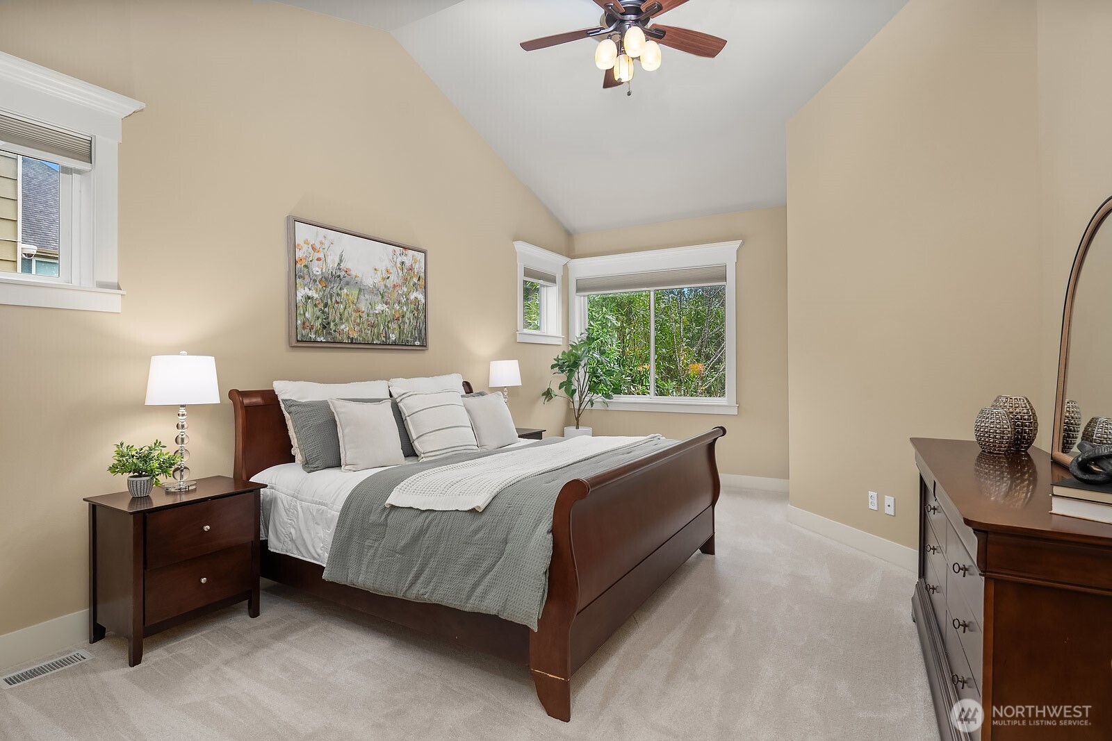 809 235th Avenue NE, Sammamish, WA 98074