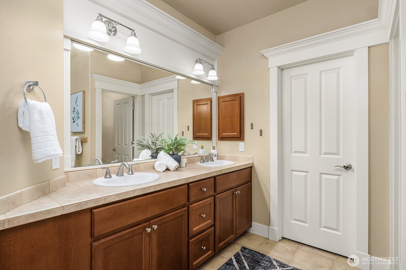 809 235th Avenue NE, Sammamish, WA 98074