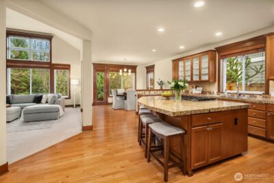 809 235th Avenue NE, Sammamish, WA 98074 - Photo 5