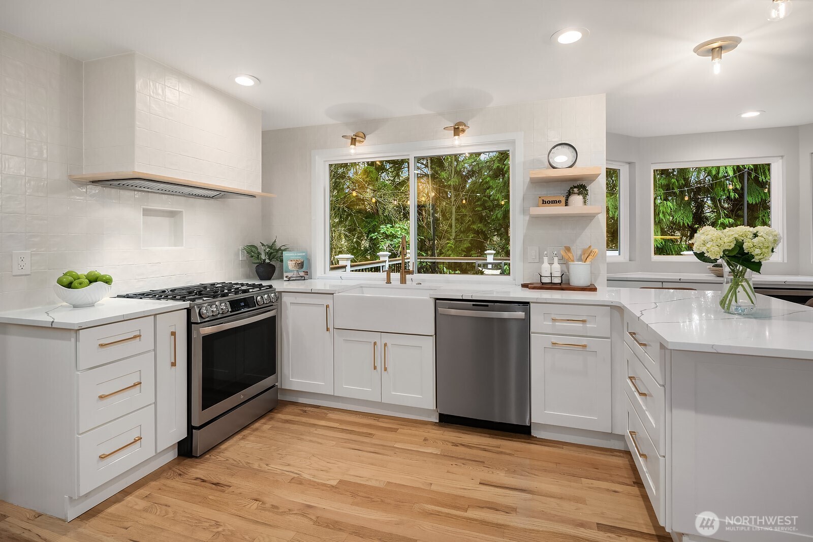 4679 238th Way SE, Sammamish, WA 98029