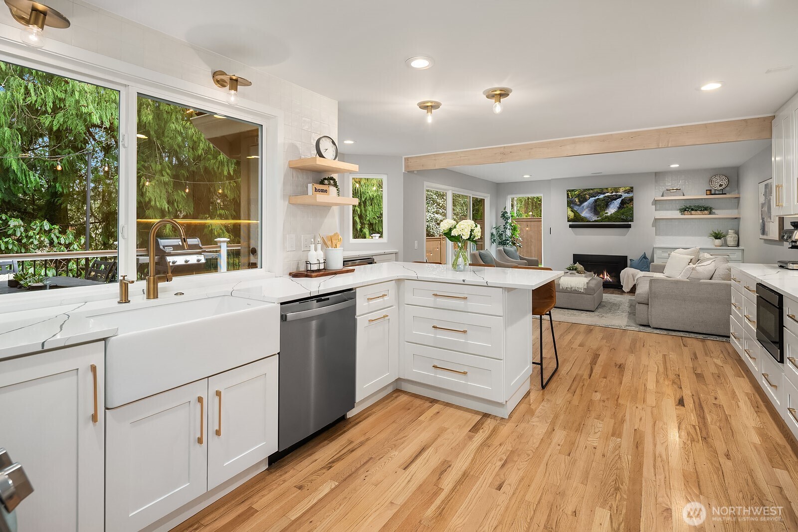 4679 238th Way SE, Sammamish, WA 98029