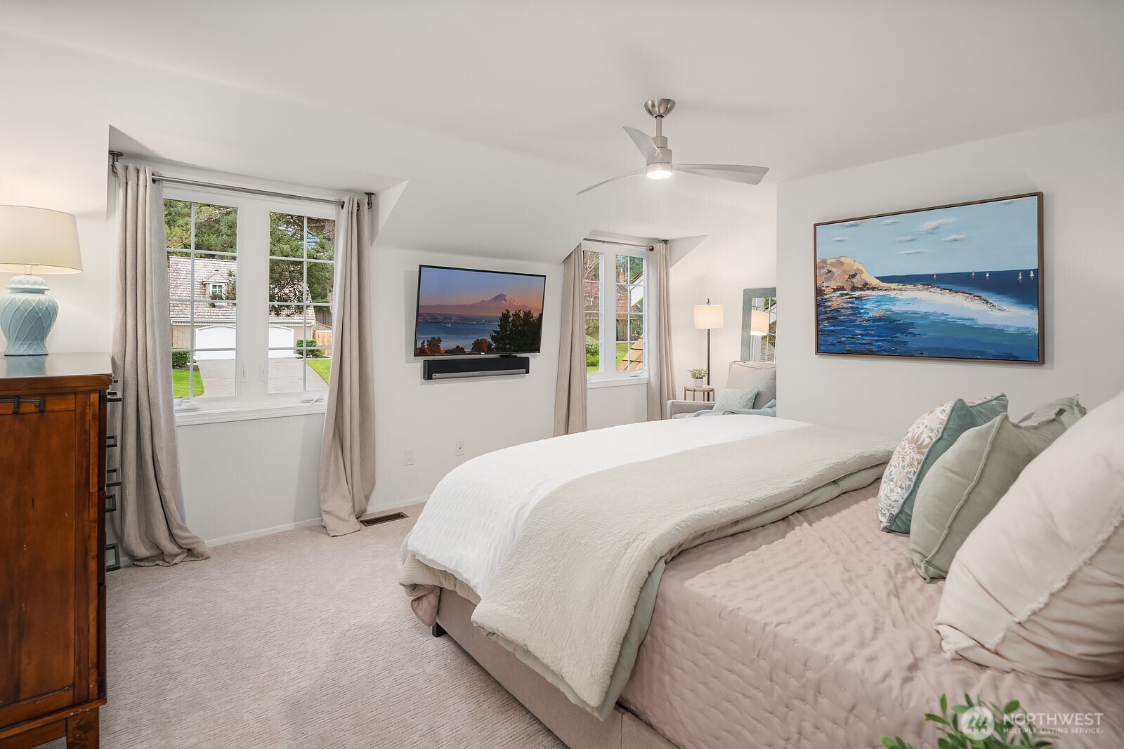 4679 238th Way SE, Sammamish, WA 98029