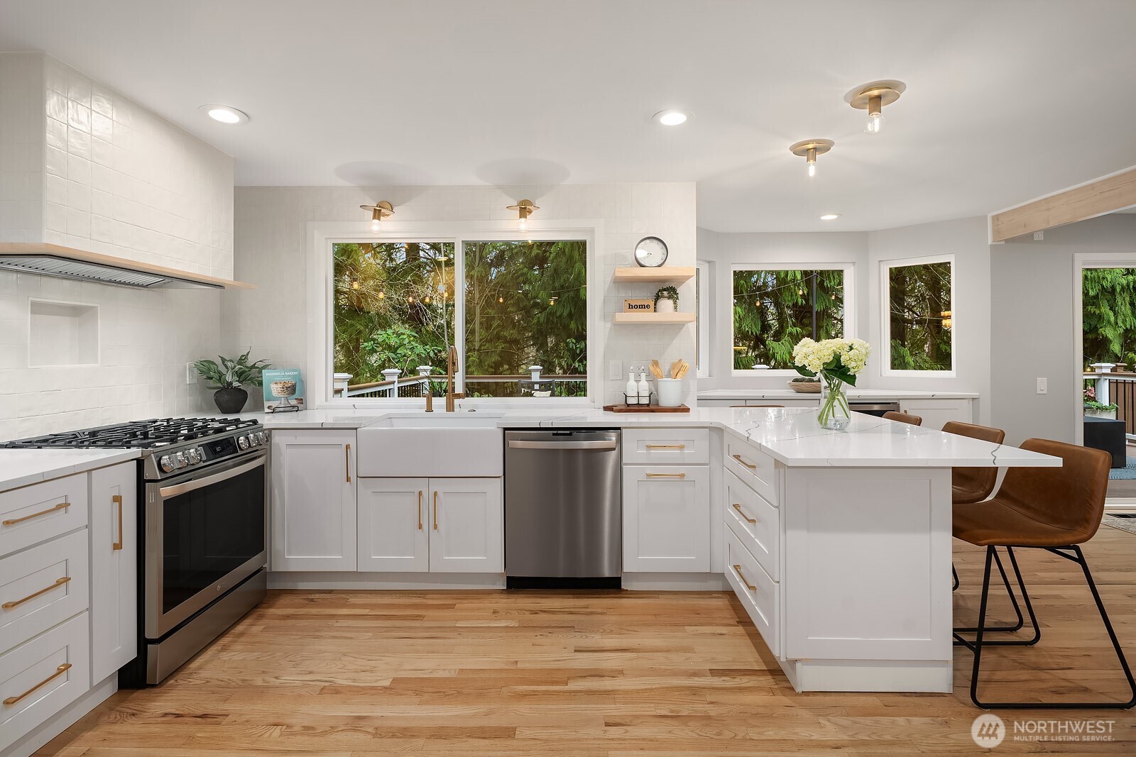 4679 238th Way SE, Sammamish, WA 98029