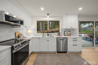 18843 168th Avenue NE, Woodinville, WA 98072 - Photo 14