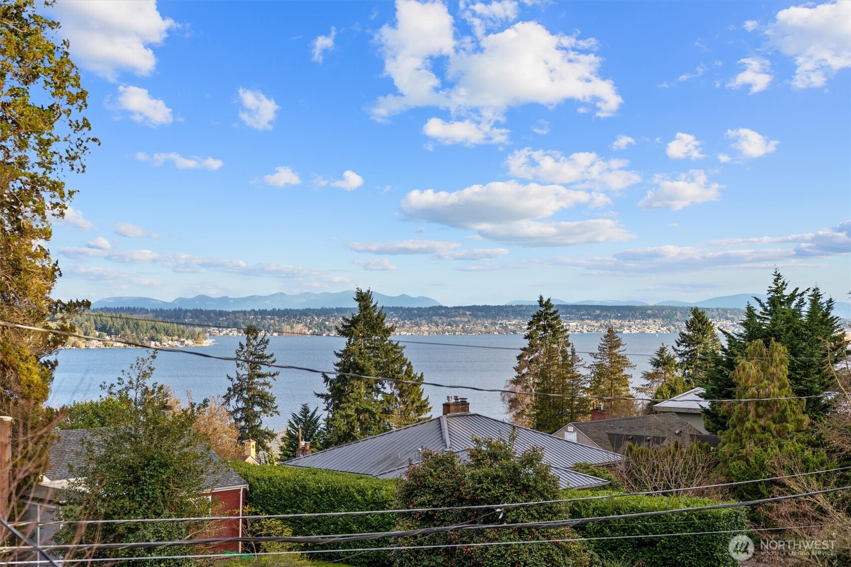 10759 Durland Avenue NE, Seattle, WA 98125