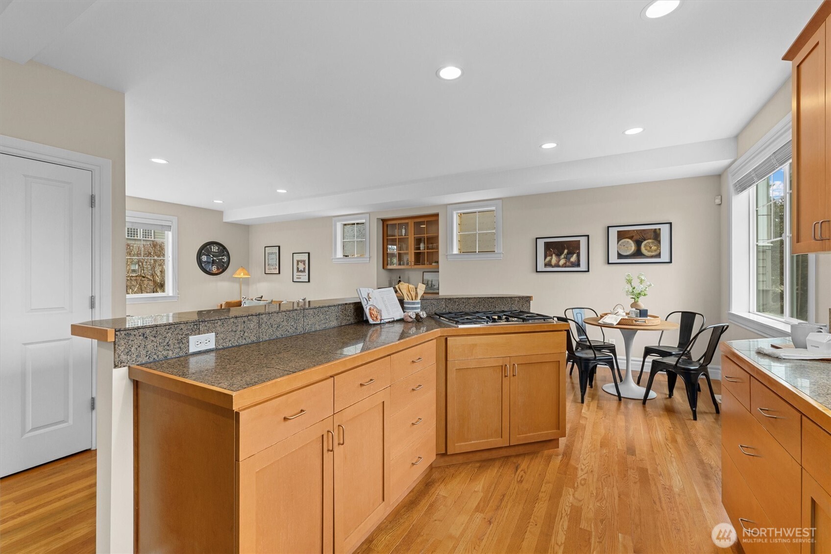 10759 Durland Avenue NE, Seattle, WA 98125