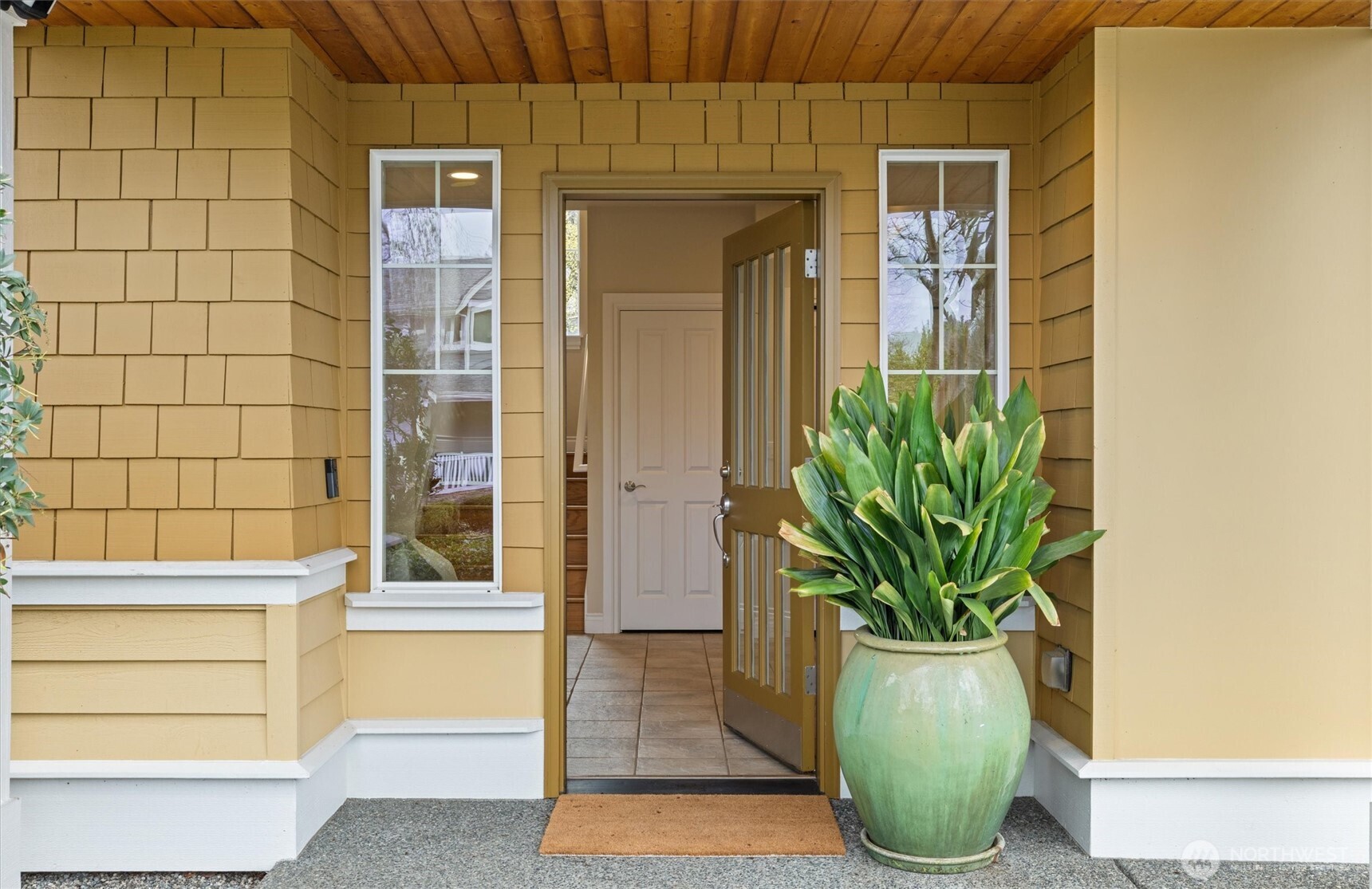 10759 Durland Avenue NE, Seattle, WA 98125