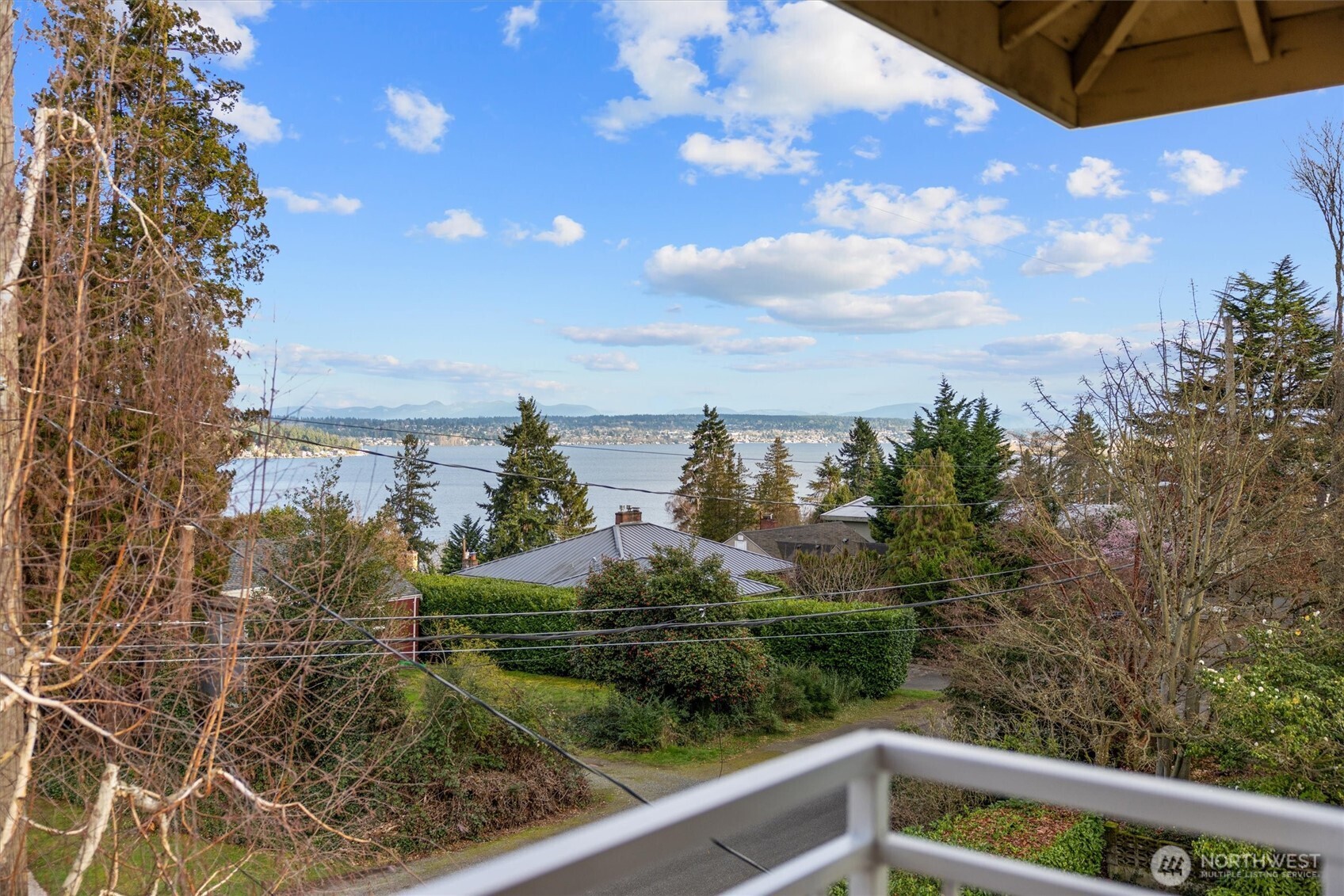 10759 Durland Avenue NE, Seattle, WA 98125
