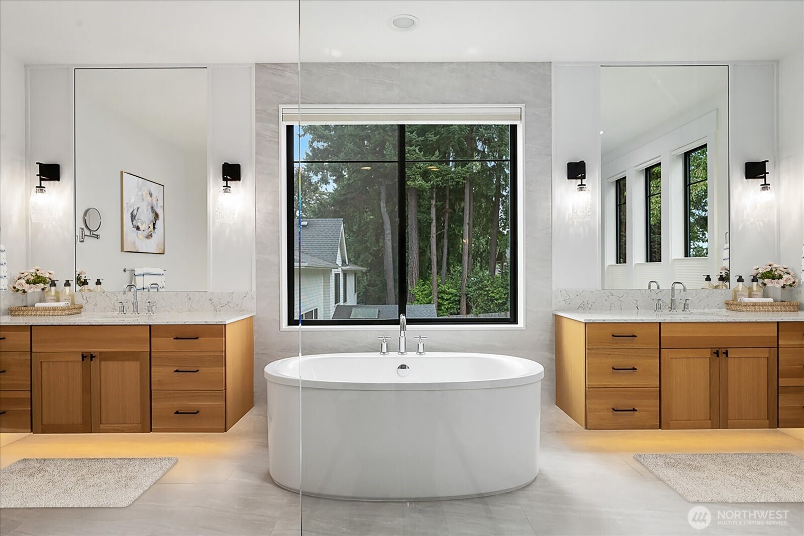 10924 SE 24th Place , Bellevue, WA 98004