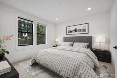 10924 SE 24th Place , Bellevue, WA 98004 - Photo 33