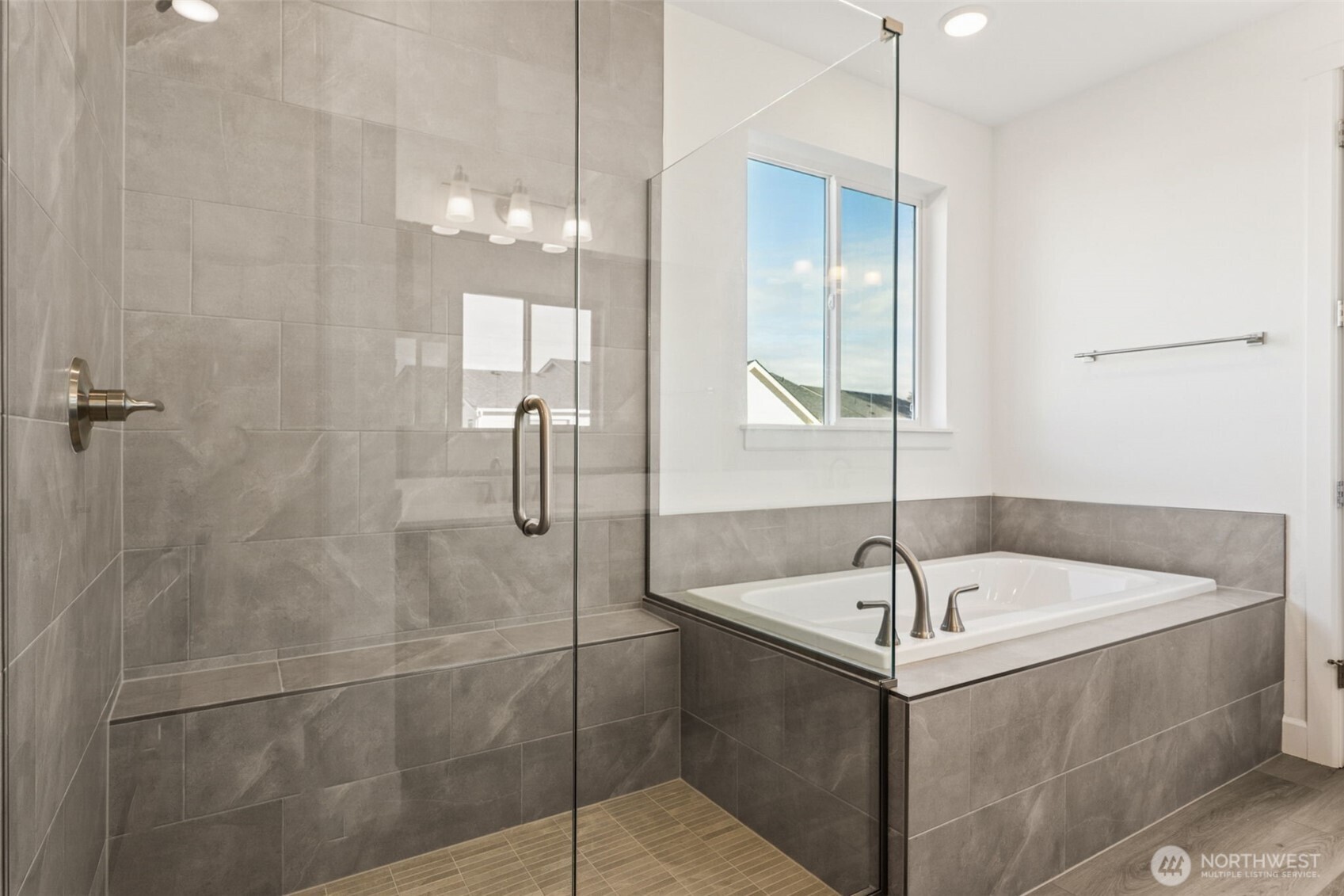 18015 139th Place E #20, Puyallup, WA 98374