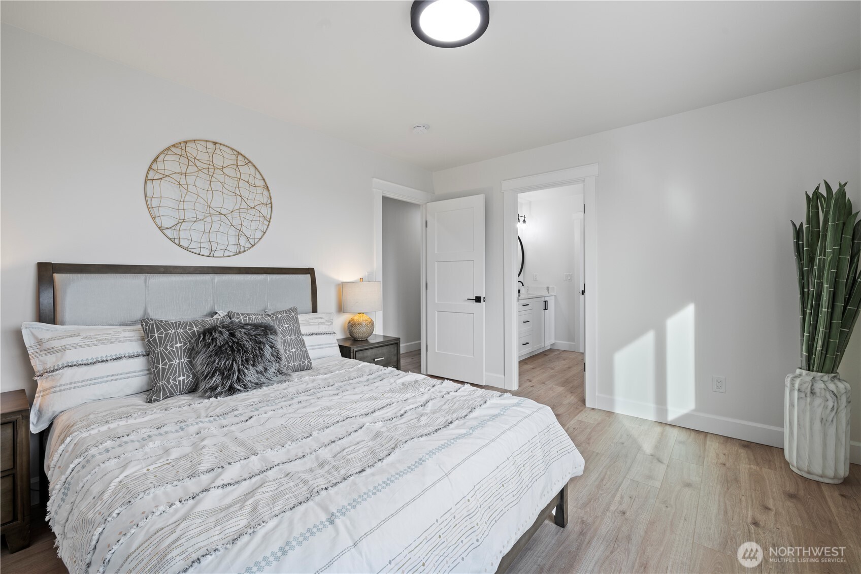 601 N Bluff West Drive , Moses Lake, WA 98837