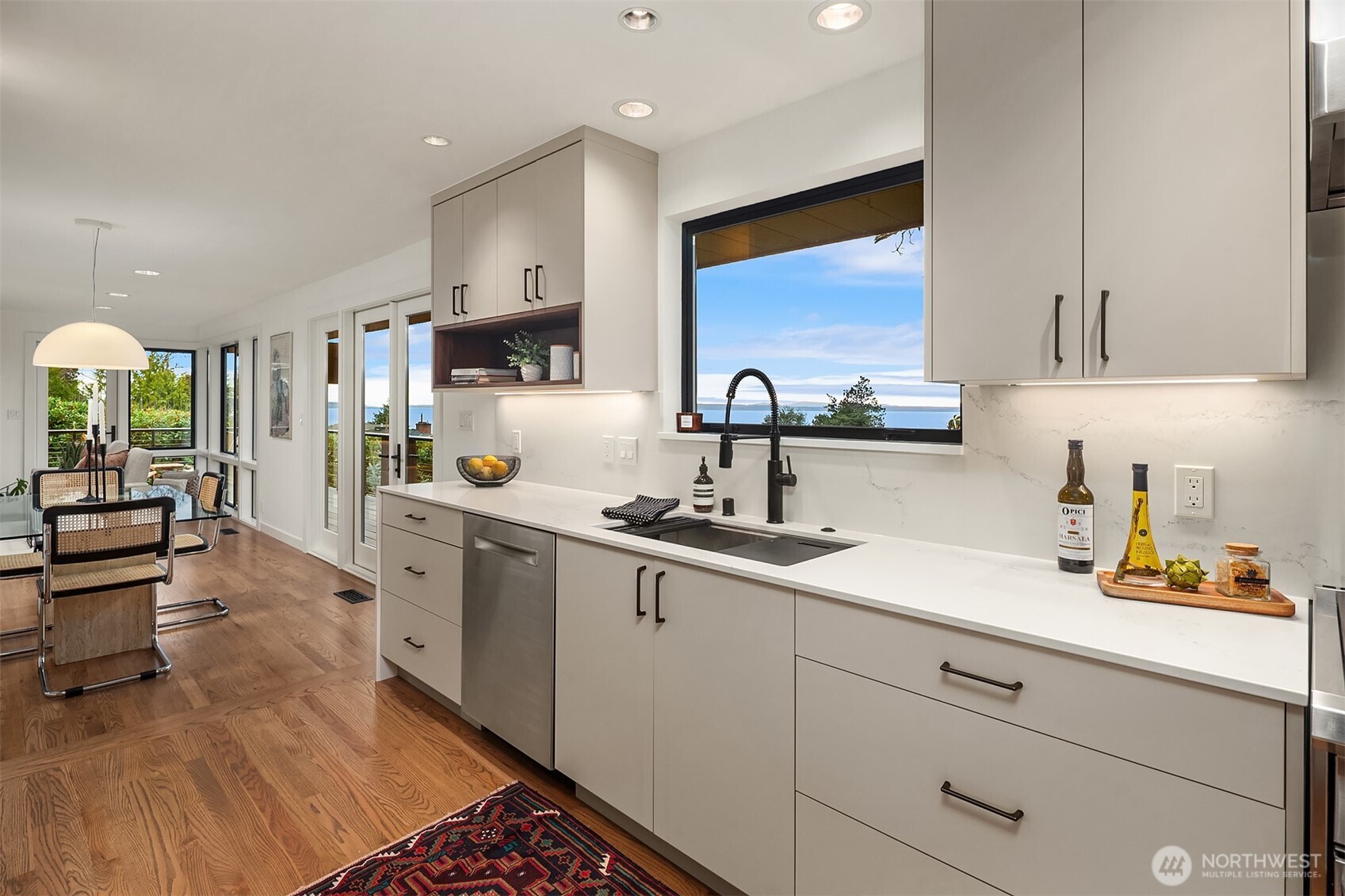 2426 NW 201st Place , Shoreline, WA 98177