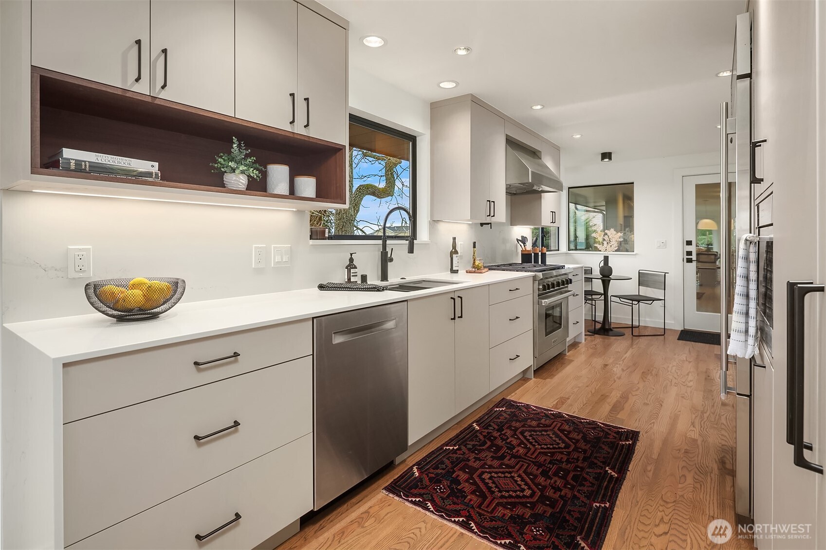 2426 NW 201st Place , Shoreline, WA 98177