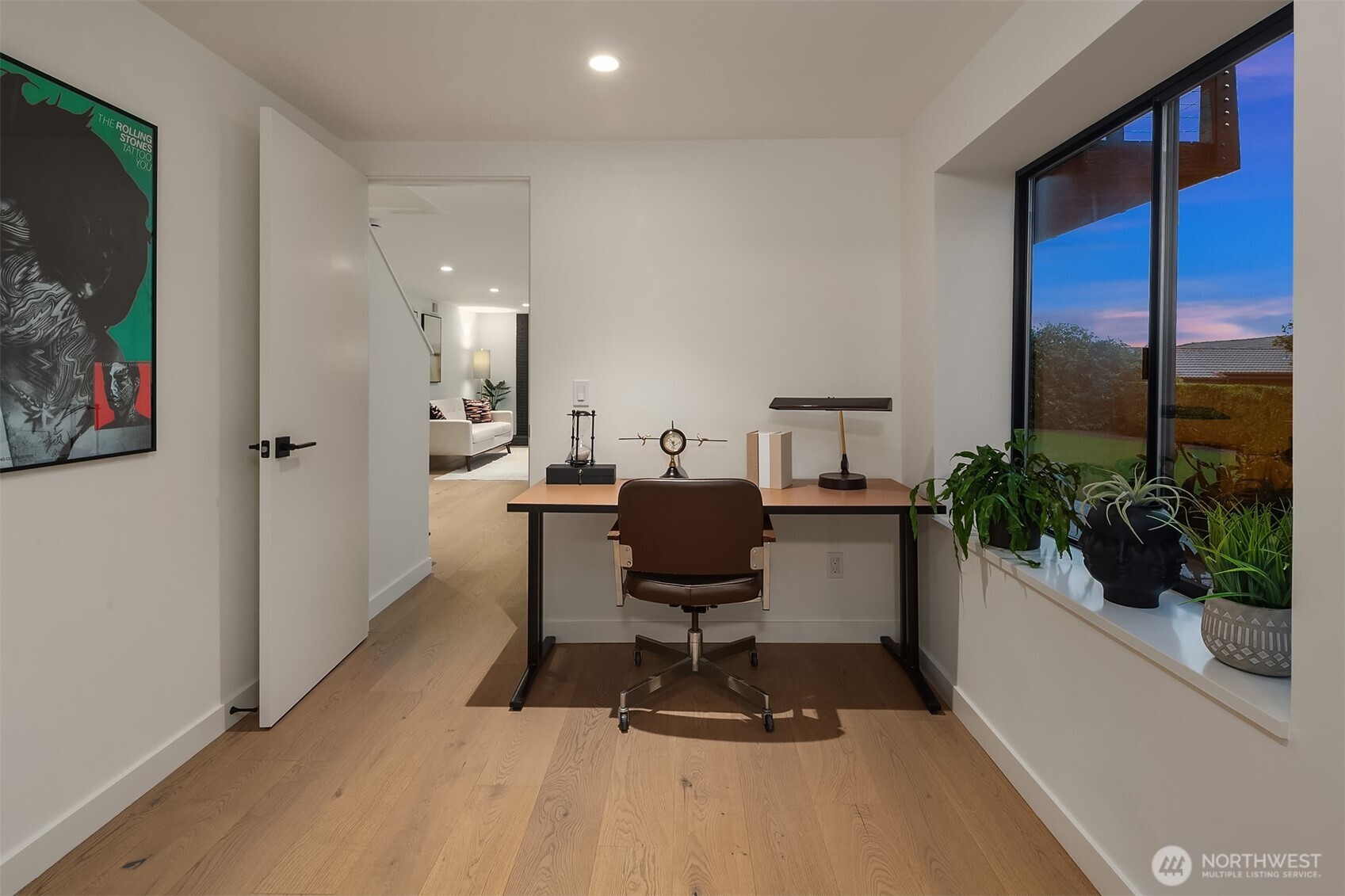 2426 NW 201st Place , Shoreline, WA 98177