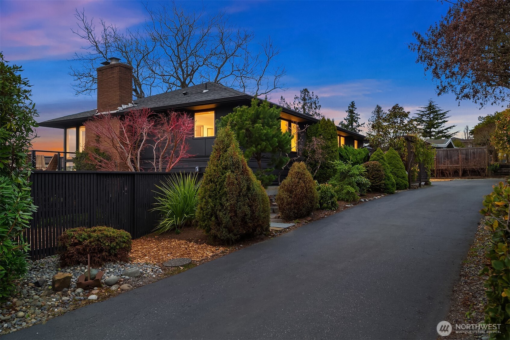 2426 NW 201st Place , Shoreline, WA 98177