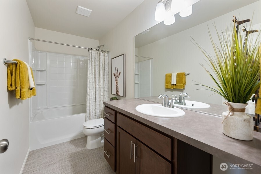 16565 Ireland Avenue SE, Yelm, WA 98597