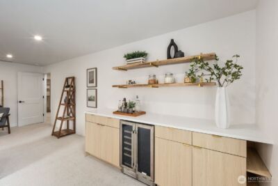 3232 26th Avenue W, Seattle, WA 98199 - Photo 18