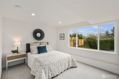 3232 26th Avenue W, Seattle, WA 98199 - Photo 20