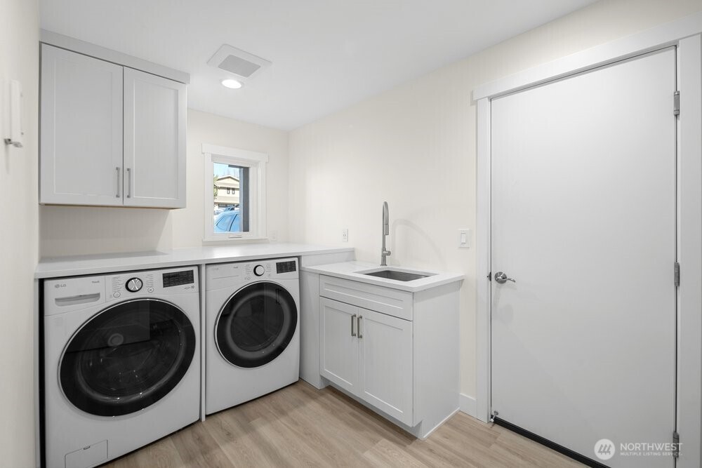 712 Alder Street , Edmonds, WA 98020