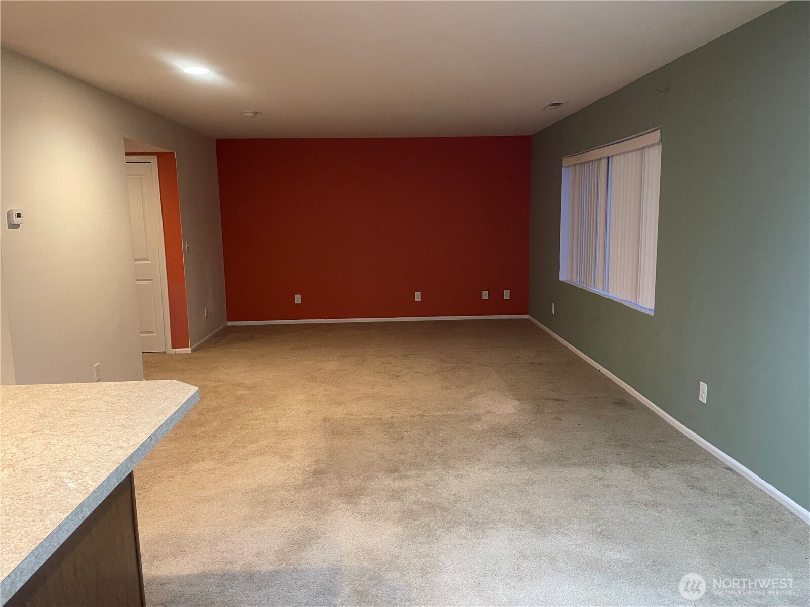 4244 E Roosevelt Avenue , Tacoma, WA 98404