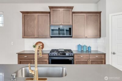 32359 Tolmie Lane , Black Diamond, WA 98010 - Photo 9