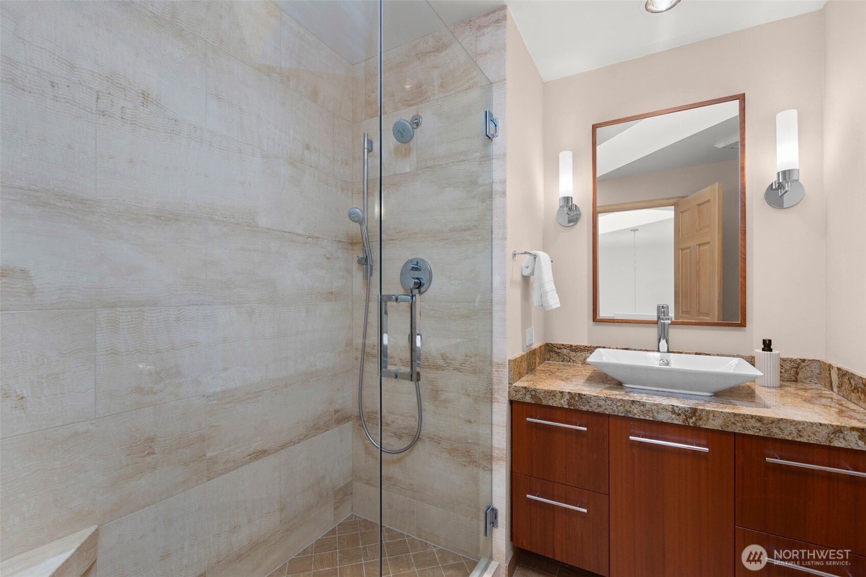 16880 SE 56th Place , Bellevue, WA 98006