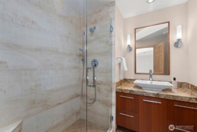 16880 SE 56th Place , Bellevue, WA 98006 - Photo 23