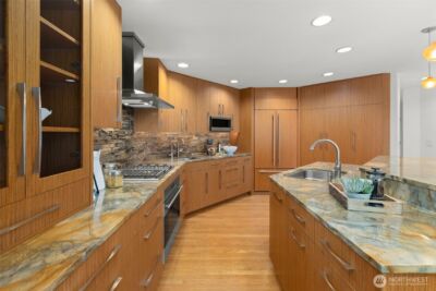 16880 SE 56th Place , Bellevue, WA 98006 - Photo 10