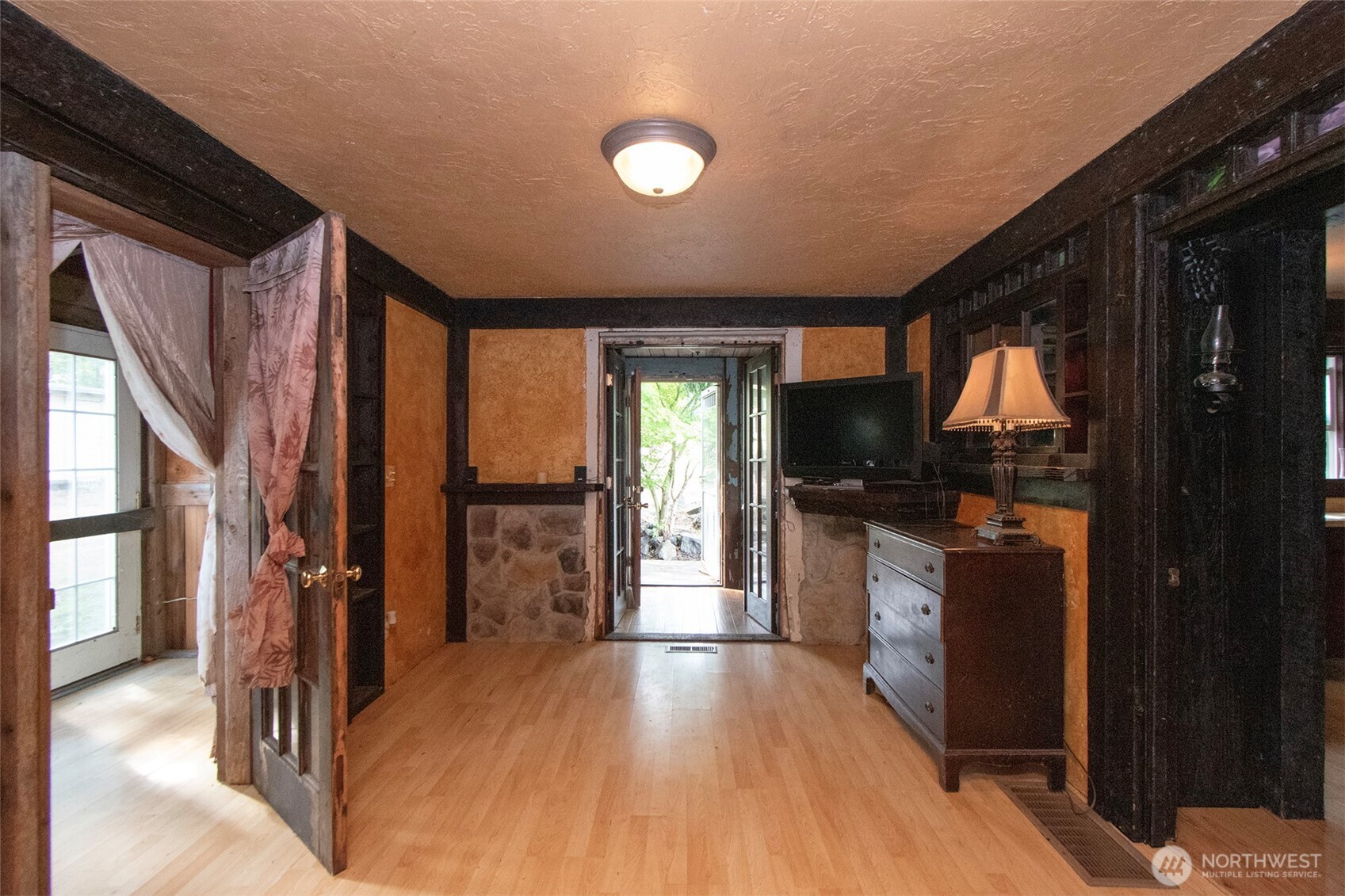 3951 S TYLER Road , Port Angeles, WA 98363