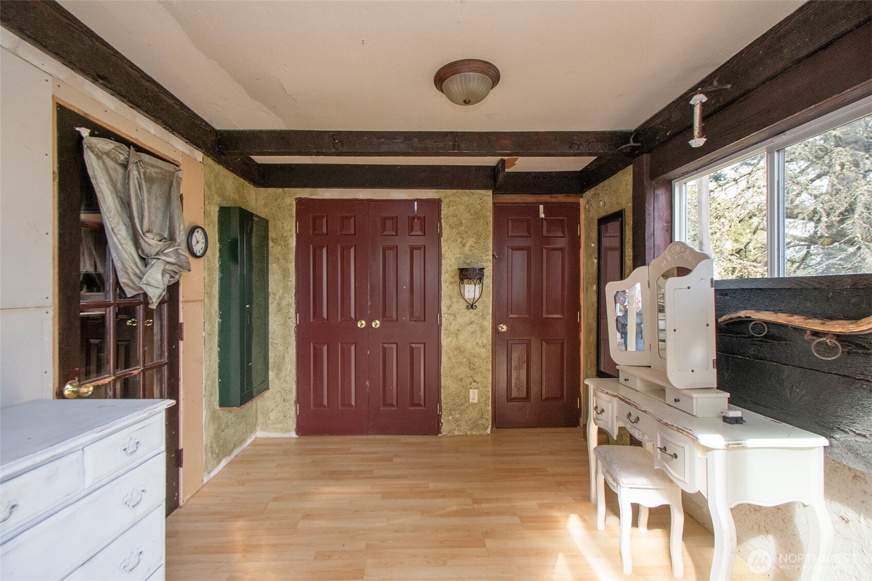 3951 S TYLER Road , Port Angeles, WA 98363