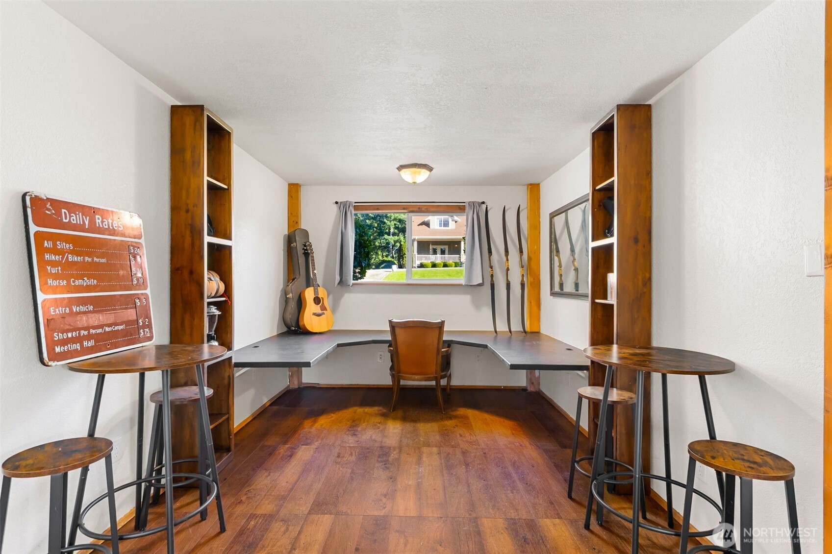 8733 Johnson Point Road NE, Olympia, WA 98516