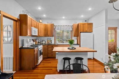 8733 Johnson Point Road NE, Olympia, WA 98516 - Photo 4