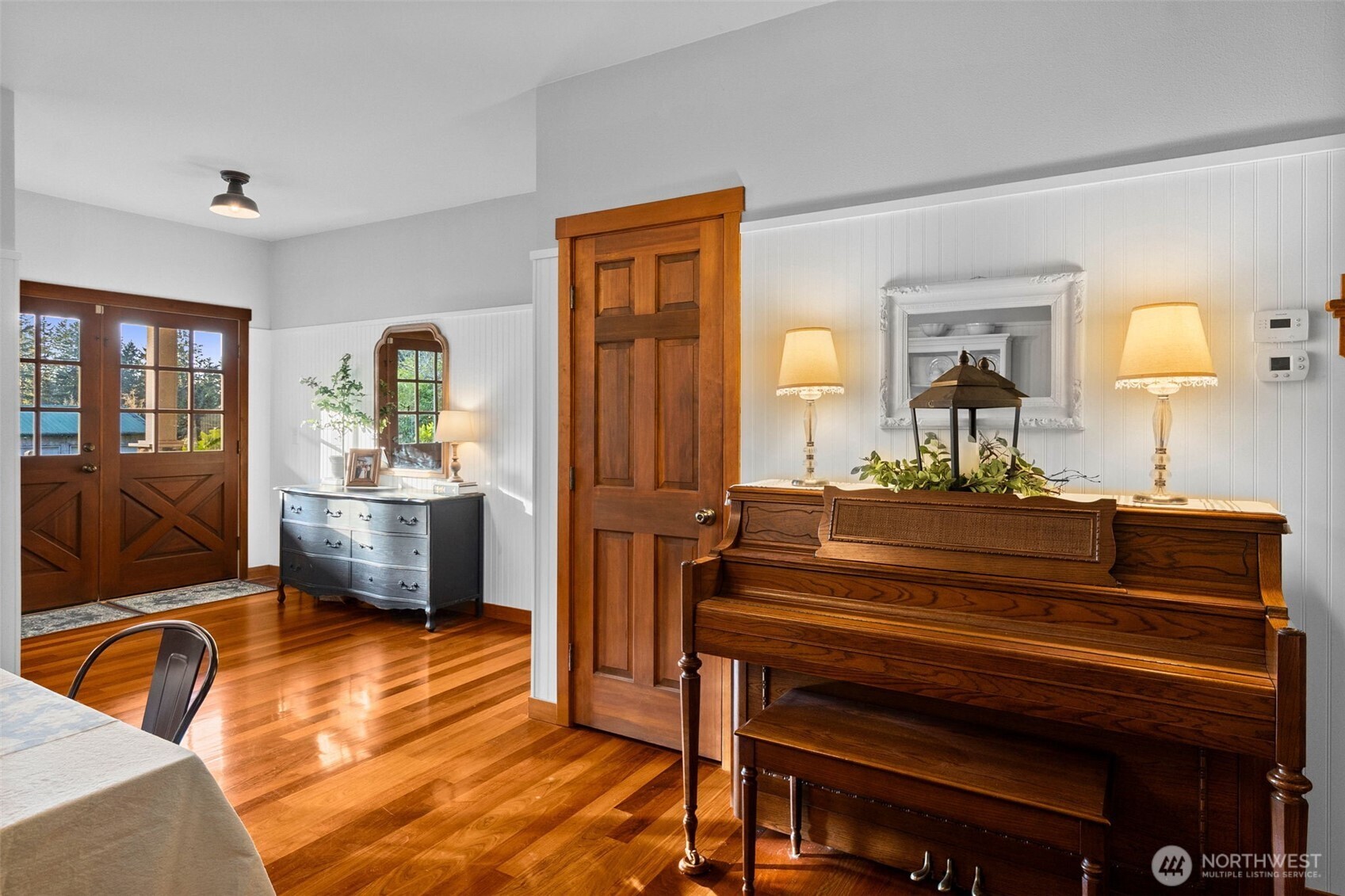 8733 Johnson Point Road NE, Olympia, WA 98516