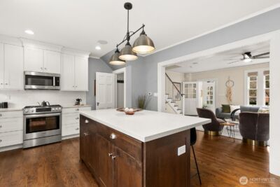 4405 Montana Circle W, Seattle, WA 98199 - Photo 12