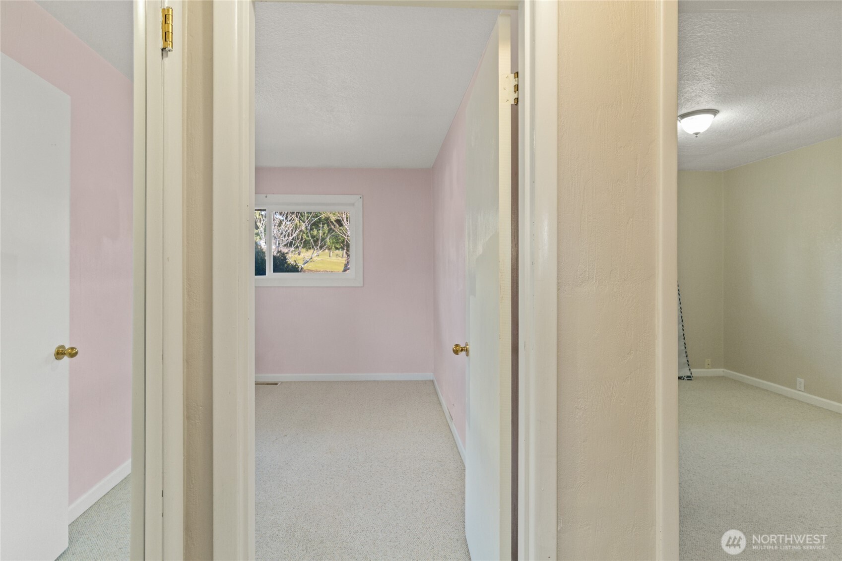 1616 N Baker Avenue , East Wenatchee, WA 98802