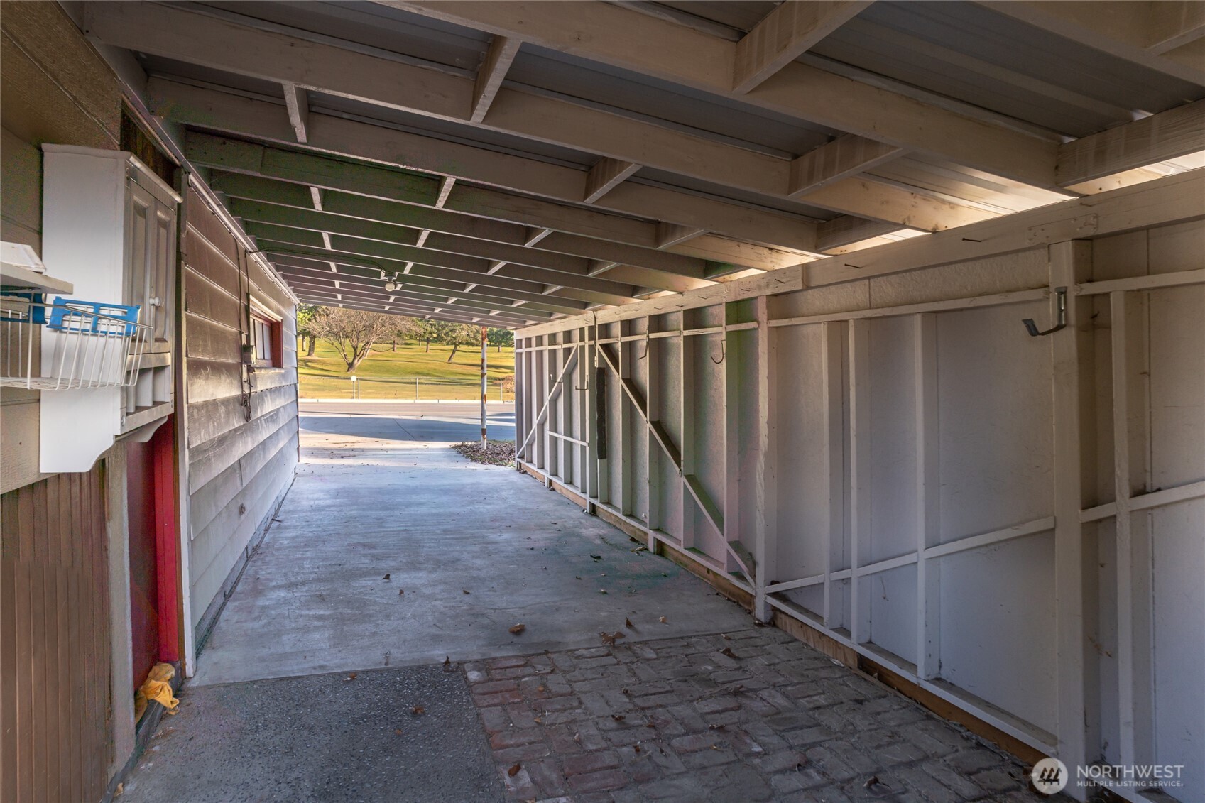 1616 N Baker Avenue , East Wenatchee, WA 98802