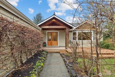 403 Slater Street S, Kirkland, WA 98033