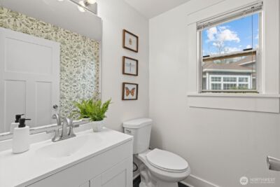 15535 156th Court SE, Renton, WA 98058 - Photo 15