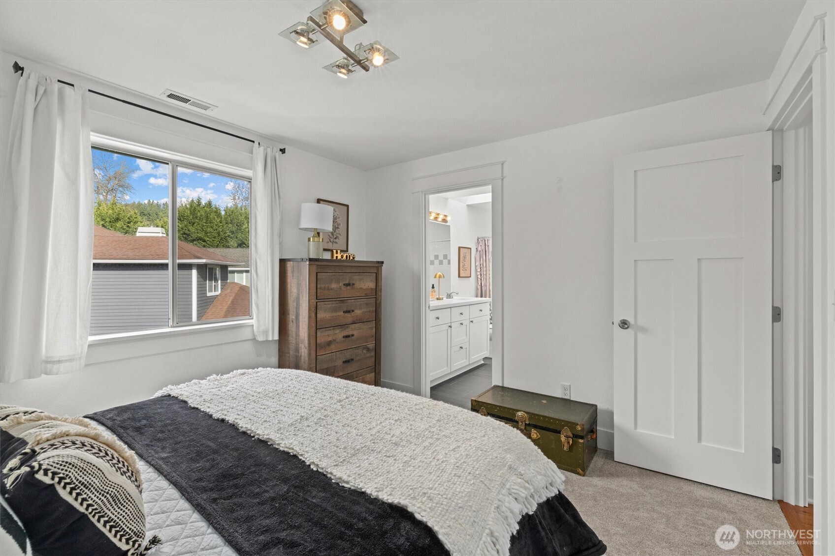 15535 156th Court SE, Renton, WA 98058